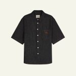 La chemise en denim brut