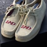 Une Clarks Différente Maple Suede – Image 2