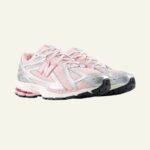 1906R Staple pink chalk/silver metallic – Image 2