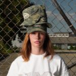 Buckle Hat Camo Vert – Image 2