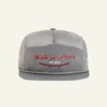 La casquette en nylon grise